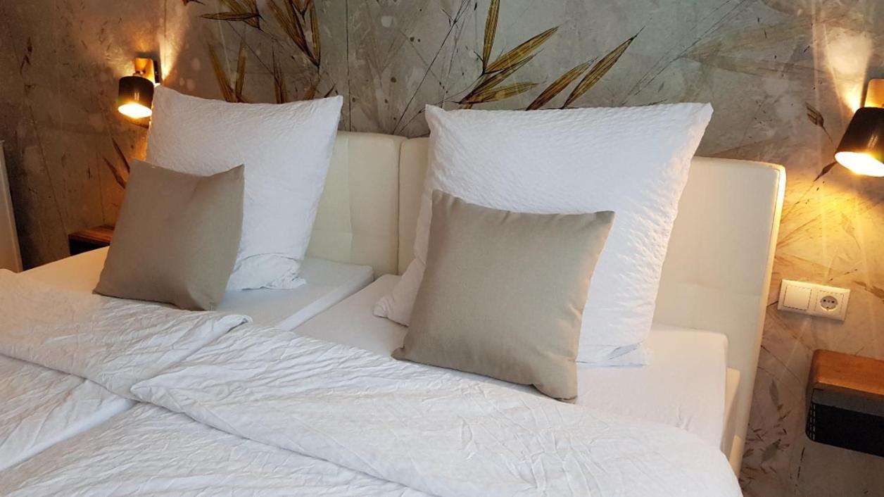 Bergische Idylle Hotel Overath Luaran gambar