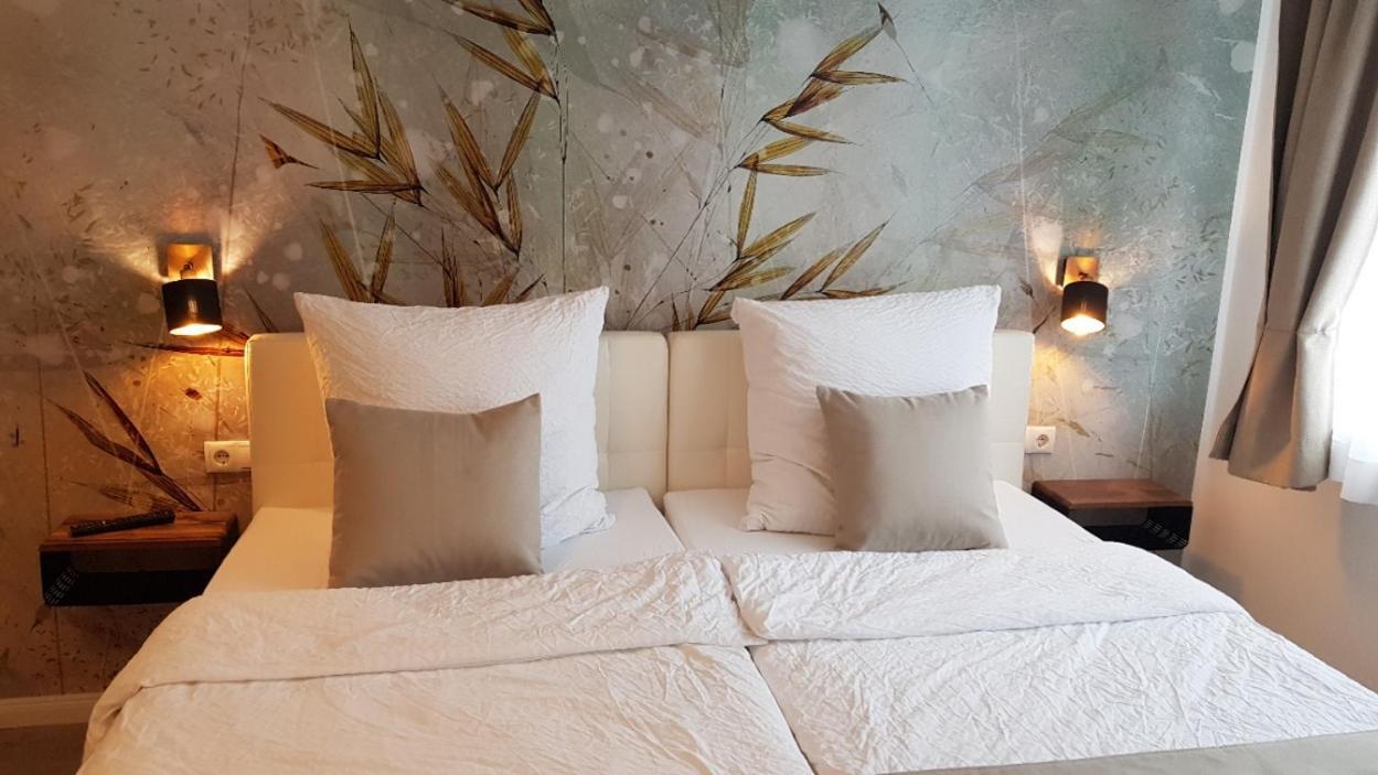 Bergische Idylle Hotel Overath Luaran gambar